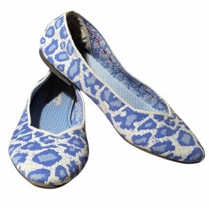 SKECHERS CLEO CLAW-SOME Women 8.5 Stretch Slip-On Shoe Blue Leopard Print Flats
